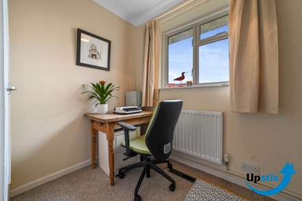 Silver Leys, Bentley, Image 9