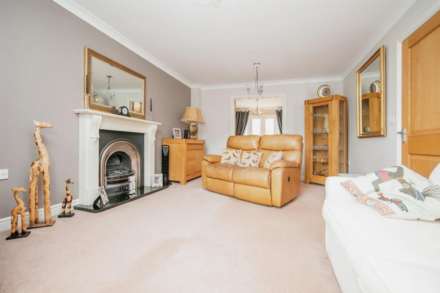 De Saumarez Drive, Barham IP6 0SN, Image 2