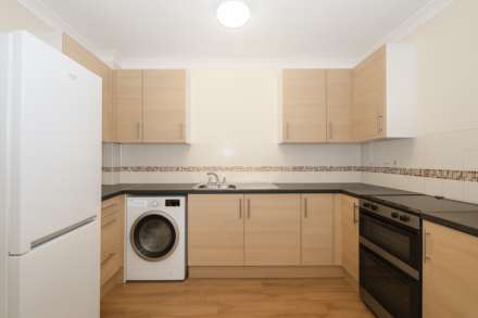 Dove Close, Capel St Mary. IP9 2AW, Image 3