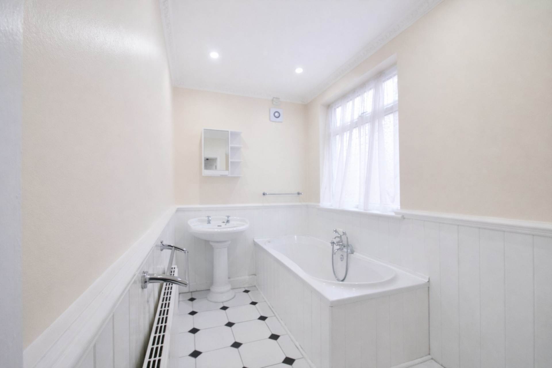 Avondale Road, Ipswich, Image 6