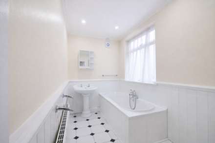 Avondale Road, Ipswich, Image 6