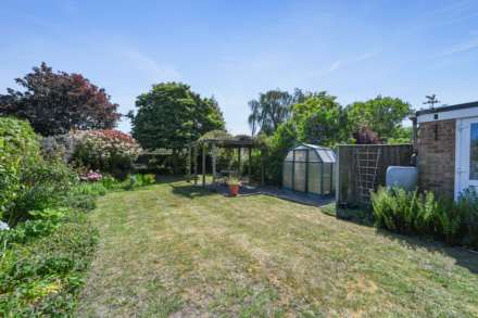 Cattawade Street, Brantham, Image 9