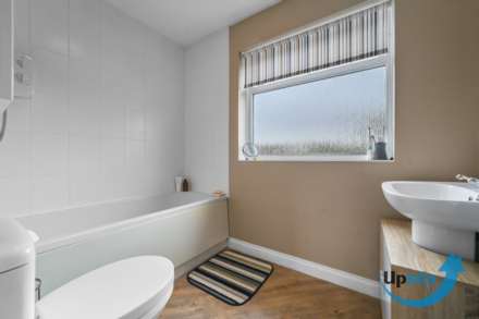 School Close, Capel St Mary, Image 12