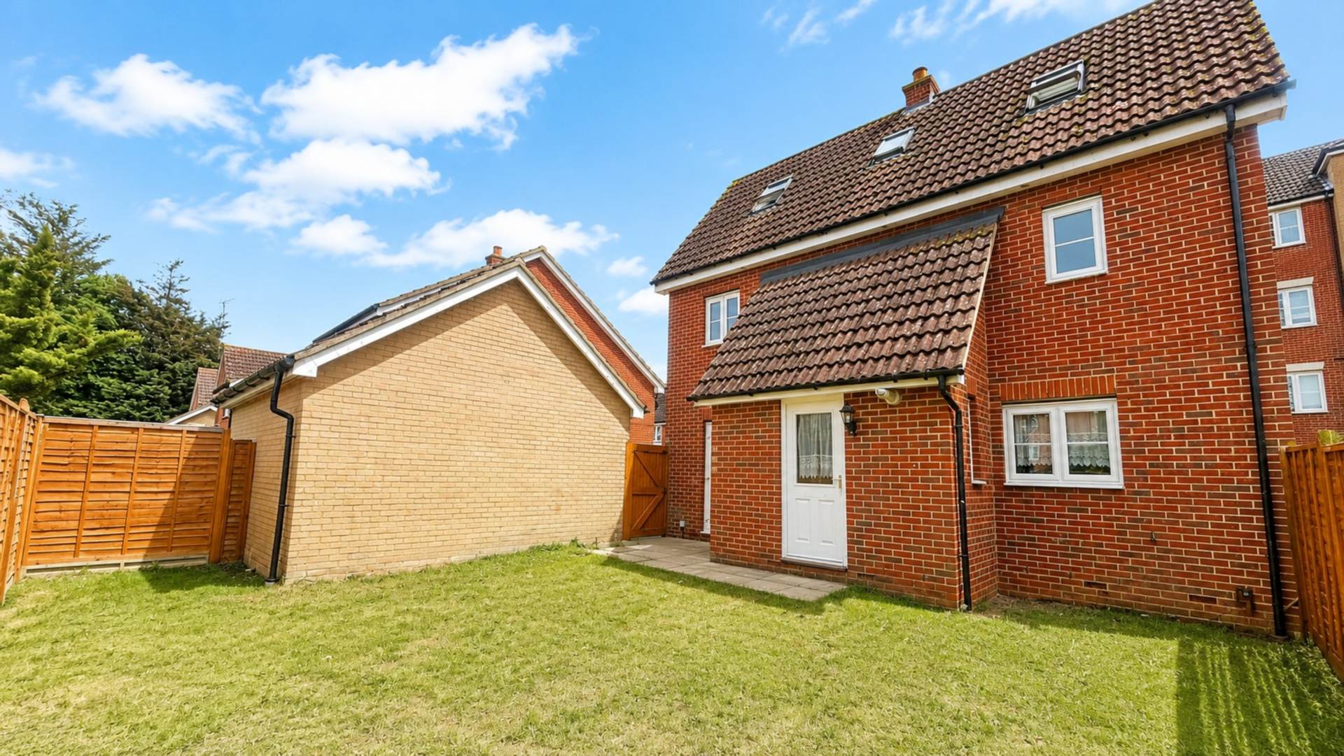 Provan Court, Ipswich, Image 11