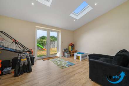 Devlin Road, Pinewood, Ipswich, Image 9