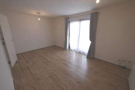 Langley Close, Dovercourt, Image 4