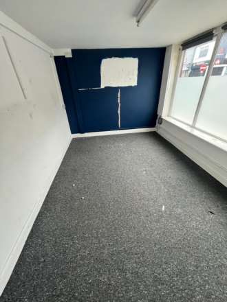 Market St, Hyde, Image 2