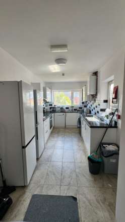 Property For Rent Grosvenor Street, Pendlebury, Manchester