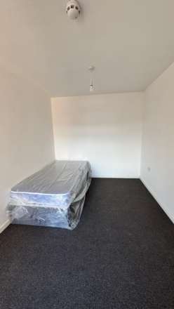 Grosvenor Street, Pendlebury, Image 5