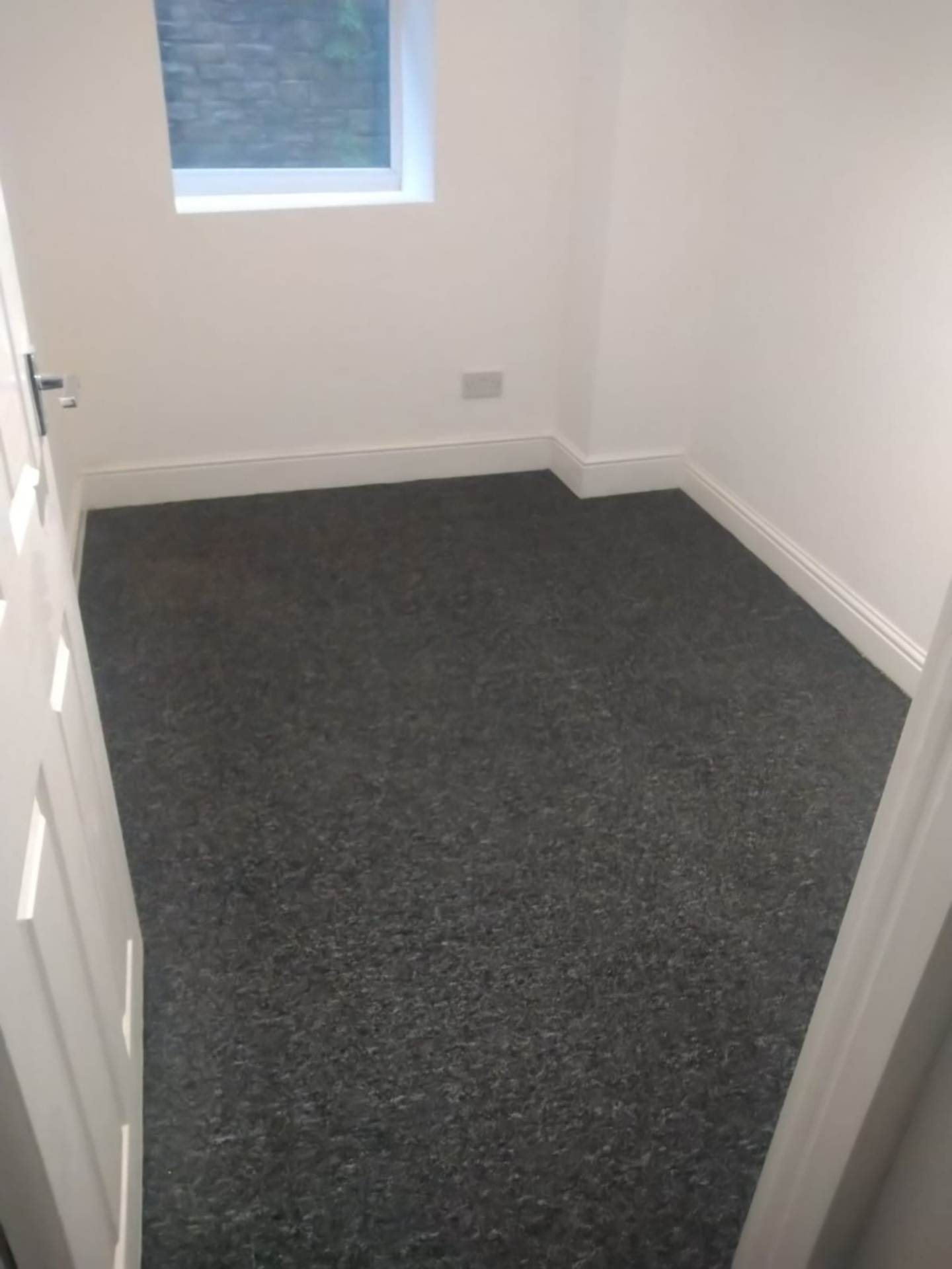 Mottram Road, Stalybridge, Image 9