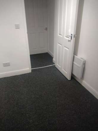 Mottram Road, Stalybridge, Image 8