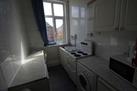 Victoria Crescent, Manchester, Image 5