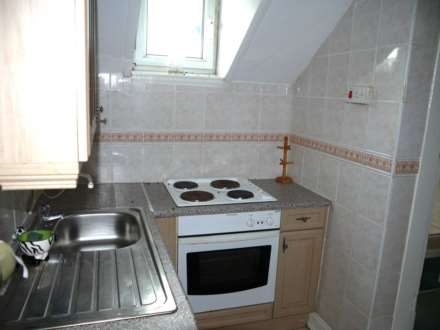 Victoria Crescent, Manchester, Image 1