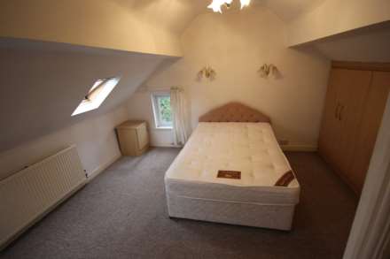 The Polygon, Manchester, Image 6