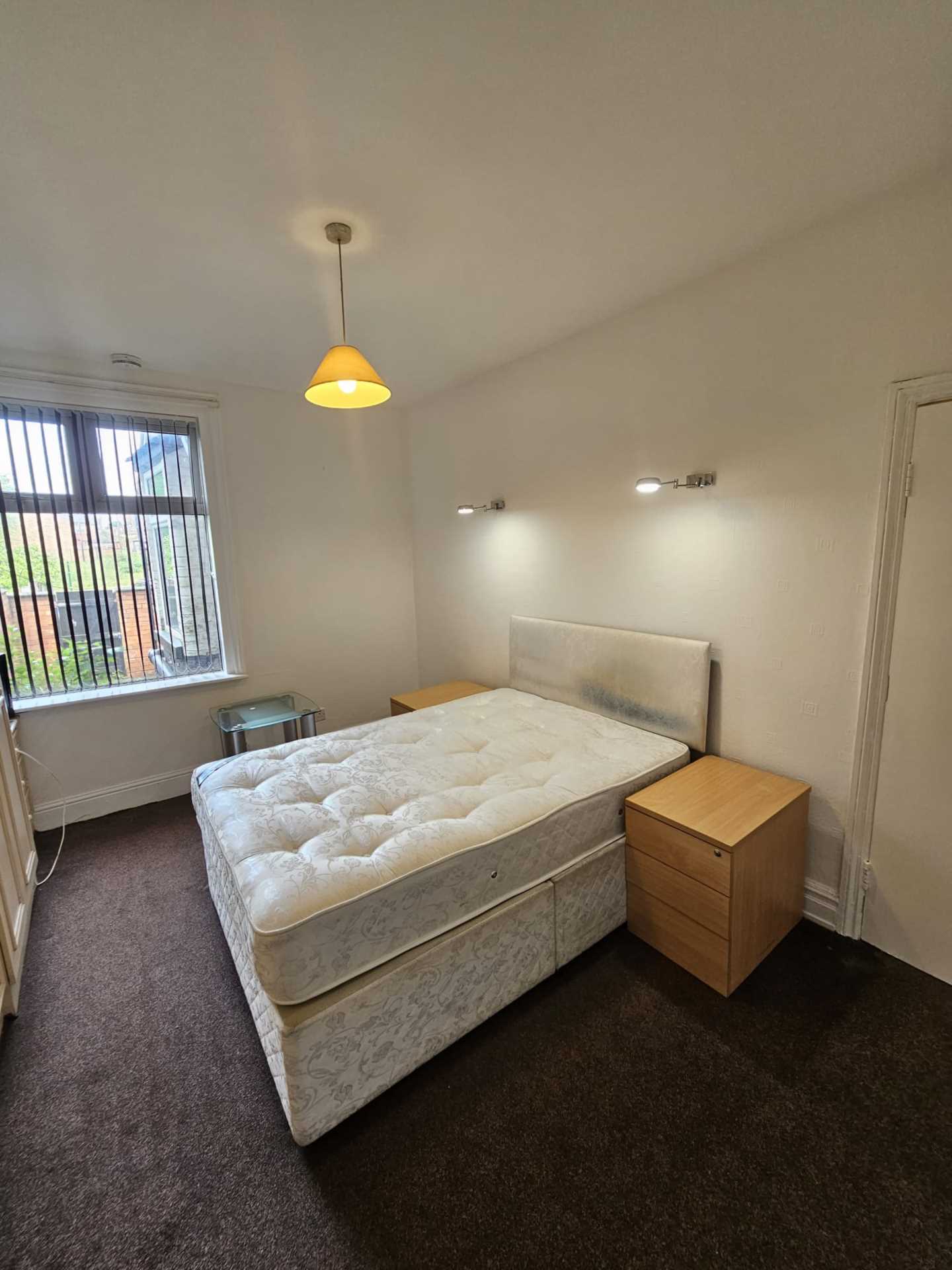 Manchester Road, Pendlebury, Image 9