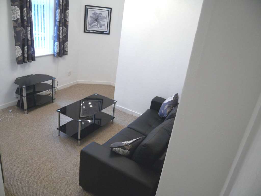 Victoria Crescent, Eccles, Image 2