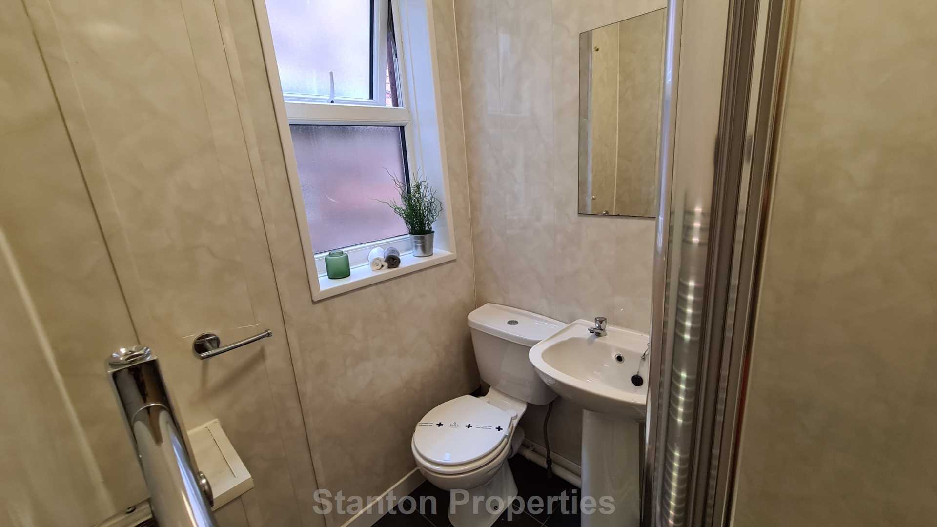 £130 pppw, See Video Tour, Mabfield Road, Fallowfield, Image 12