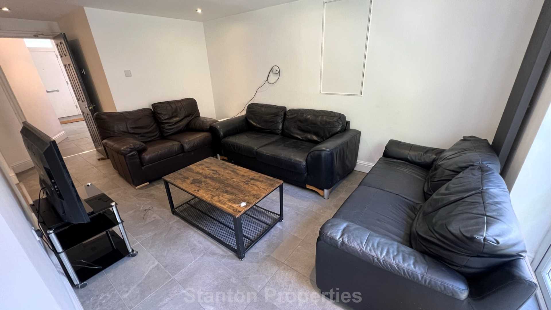 £145 pppw, Linden Grove, Fallowfield, Image 7