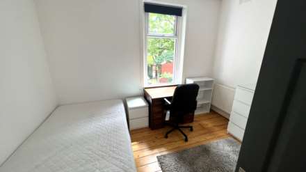 £145 pppw, Linden Grove, Fallowfield, Image 13