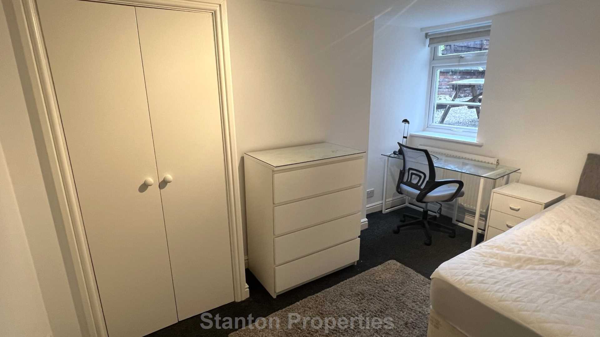 £150 PER WEEK / £650 PER MONTH, Lombard Grove, Manchester, Image 18