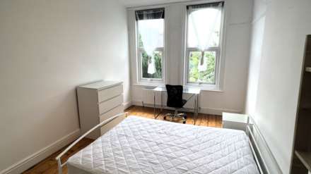 £150 PER WEEK / £650 PER MONTH, Lombard Grove, Manchester, Image 7