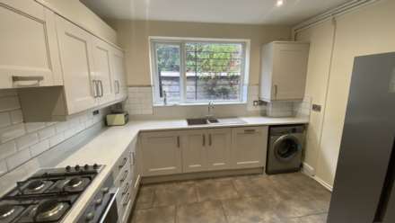 £130 pppw, Moseley Road, Fallowfield, M14 6NR, Image 2