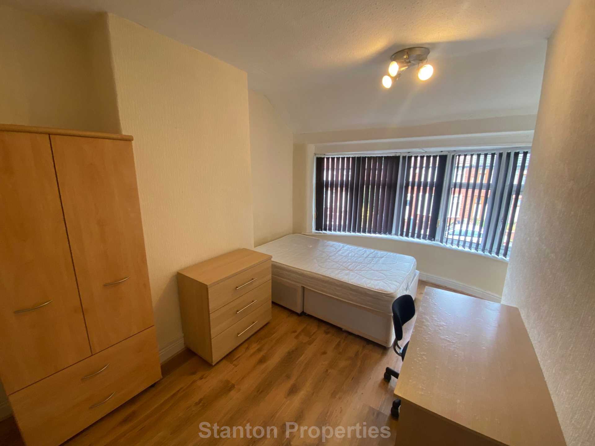 £120 pppw, Weld Road, Withington, Image 11