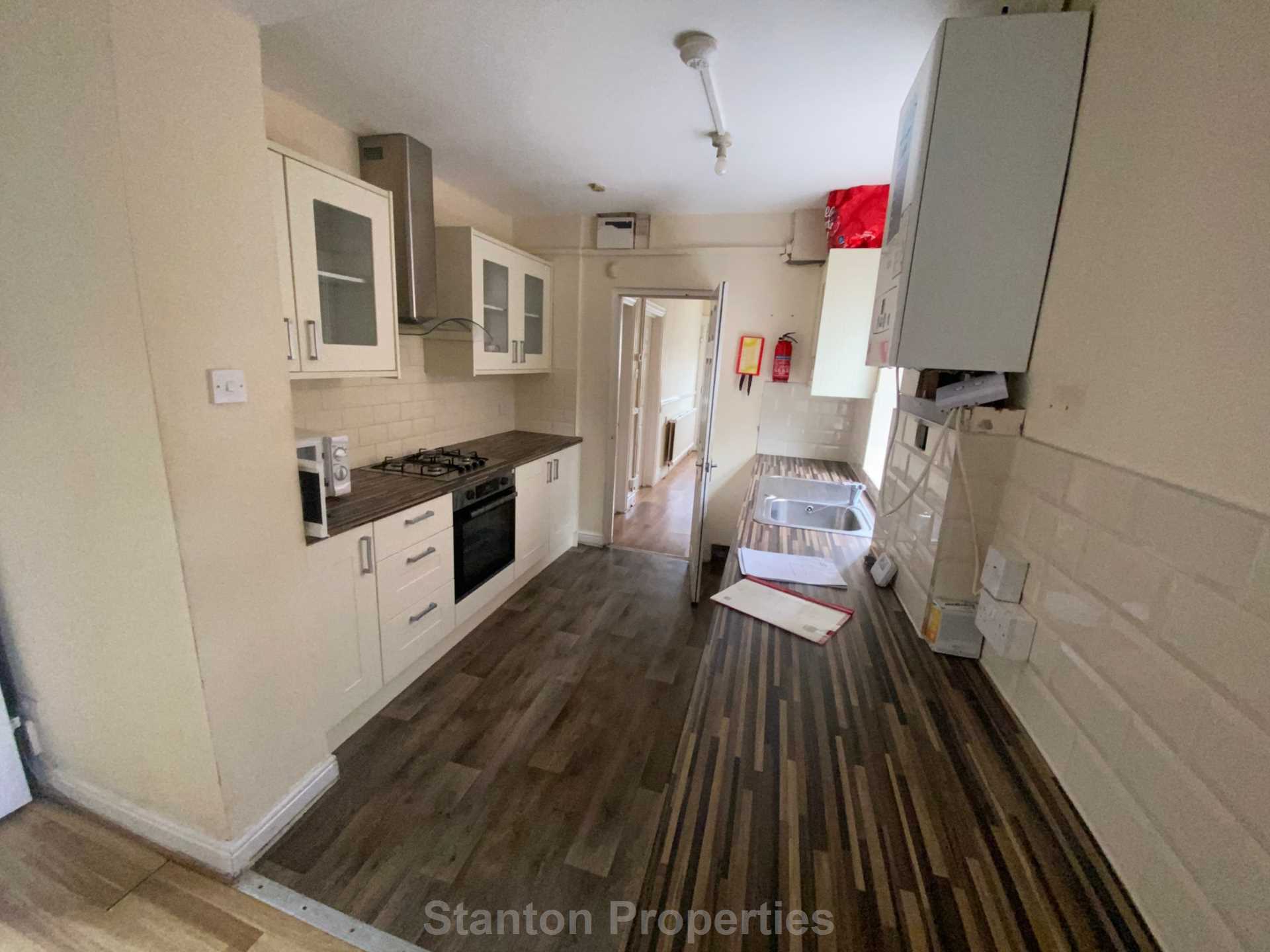 £120 pppw, Weld Road, Withington, Image 4