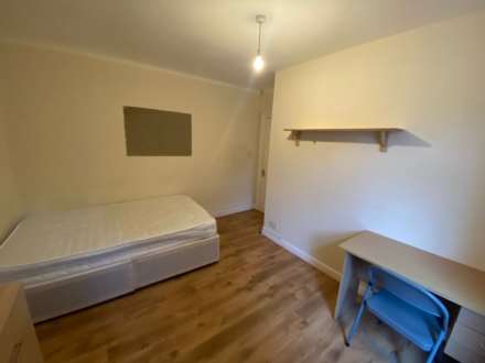 £120 pppw, Weld Road, Withington, Image 15