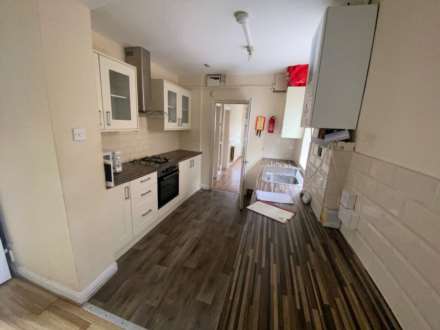 £120 pppw, Weld Road, Withington, Image 4