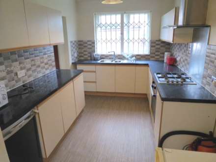 Property For Rent Parrs Wood Road, Withington, Manchester