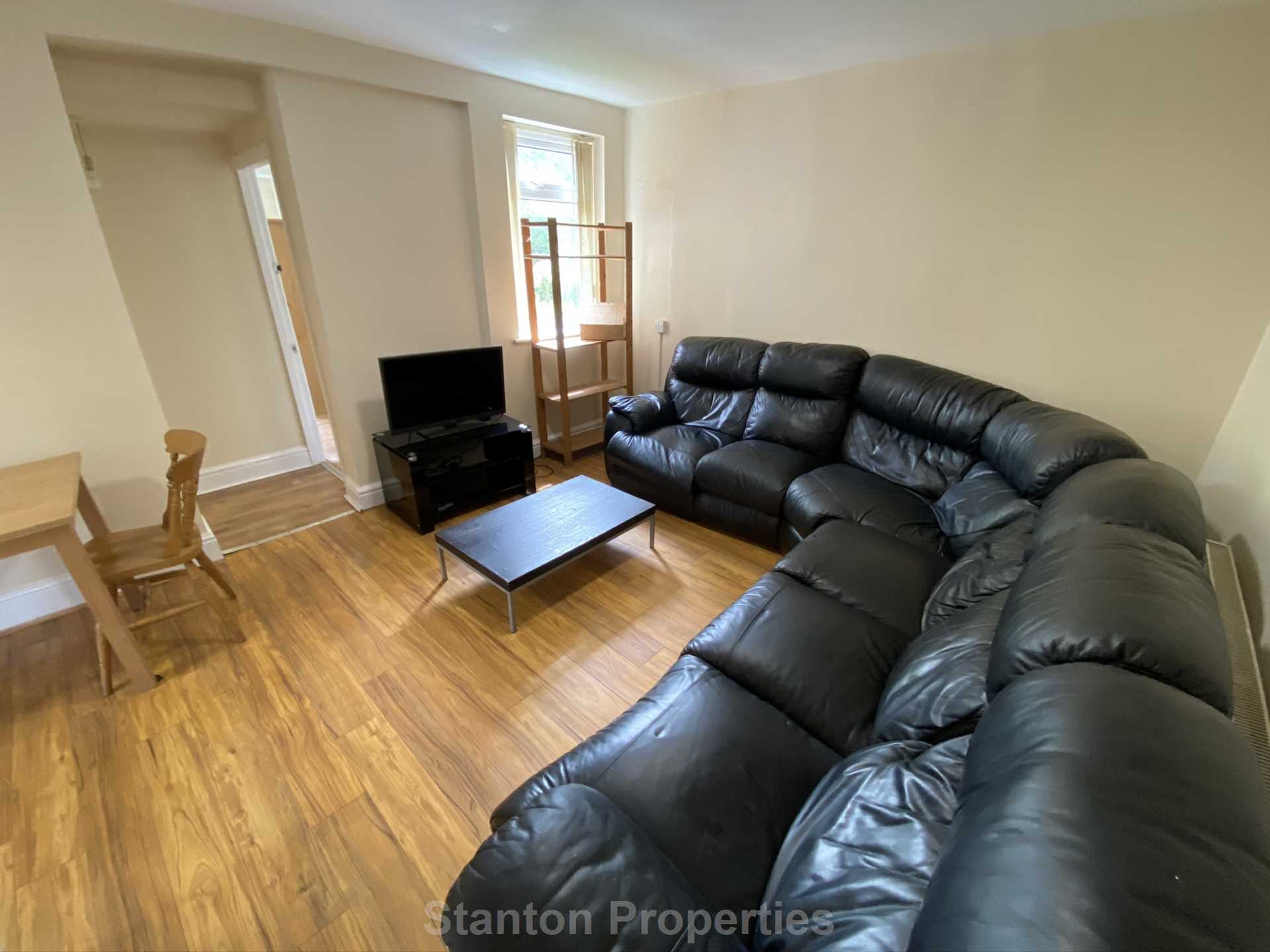 £120 pppw, Weld Road, Withington, Image 2