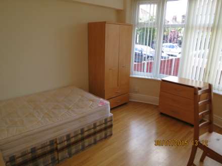 £120 pppw, Weld Road, Withington, Image 13