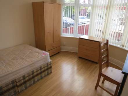 £120 pppw, Weld Road, Withington, Image 14
