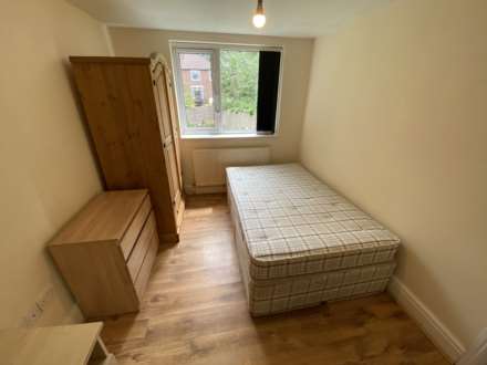 £120 pppw, Weld Road, Withington, Image 8