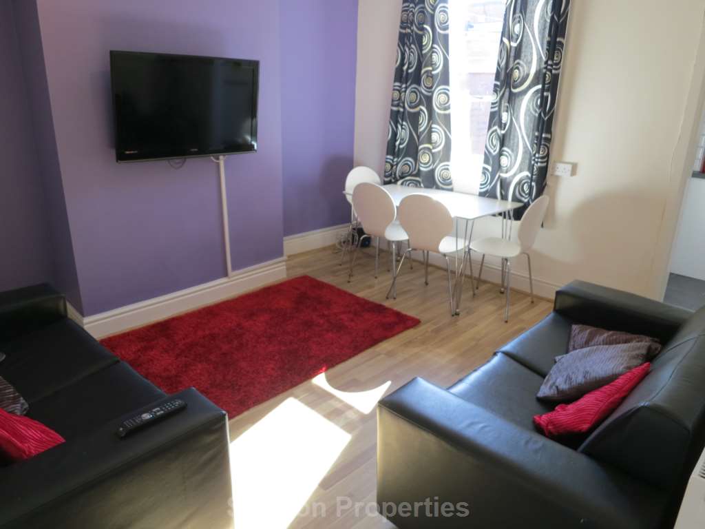 £120 pppw, Patten Street, Withington, Image 1