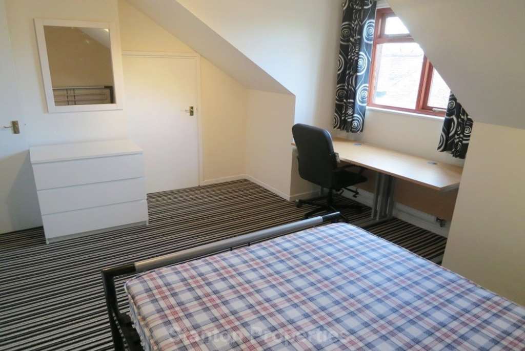 £150 pppw including bills, Patten Street, Withington, Image 12