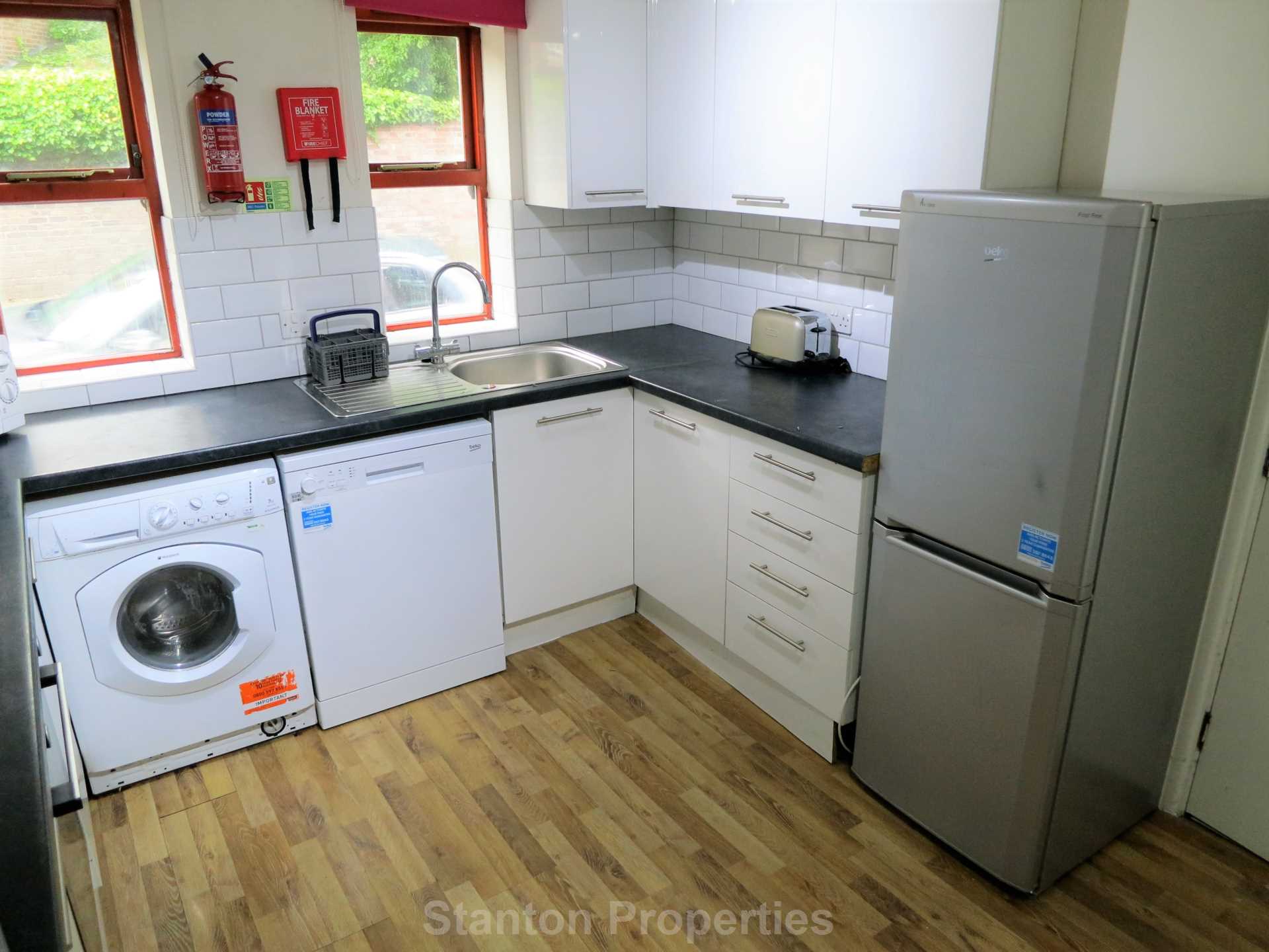 £150 pppw including bills, Burton Road, Withington, Image 2
