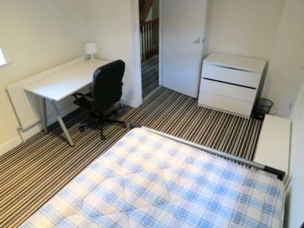 £150 pppw including bills, Burton Road, Withington, Image 10