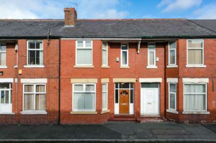 £120 pppw, Wallace Avenue, Rusholme, Image 19
