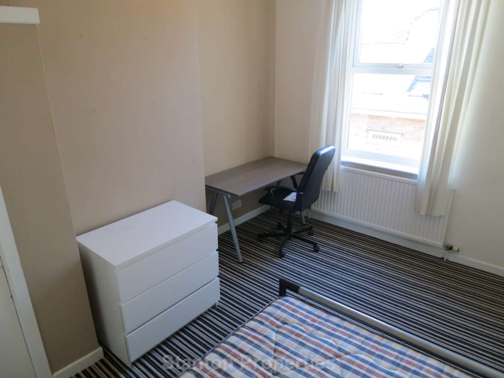 £120 pppw, Patten Street, Withington, Image 10