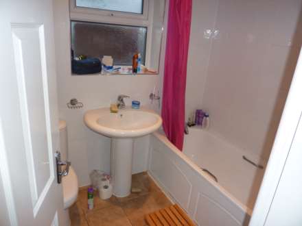£150 pppw, Beaconsfield, Fallowfield, M14 6UP, Image 24