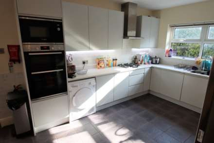 £150 pppw, Beaconsfield, Fallowfield, M14 6UP, Image 7