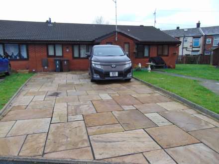 Property For Sale Belgravia Mews, Shaw, Oldham