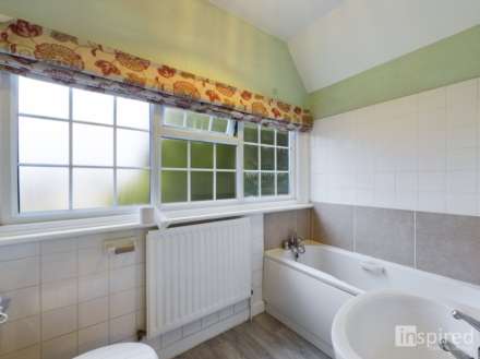 Wilton Avenue, Bletchley, Image 8