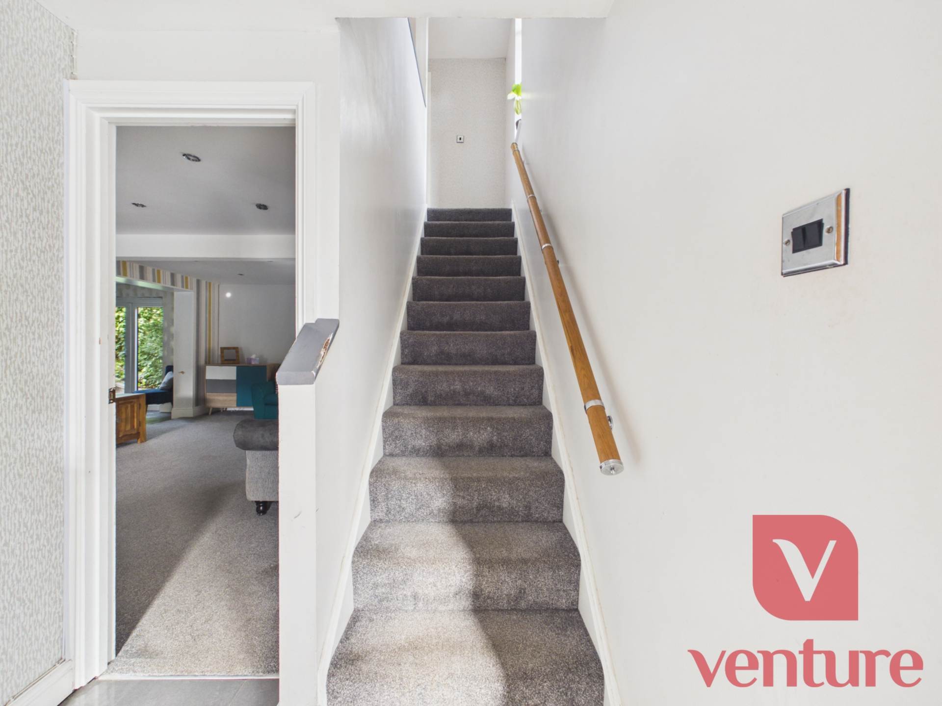 Minton Close, Blakelands, Image 10