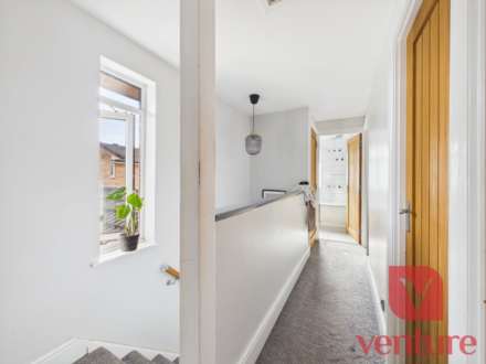 Minton Close, Blakelands, Image 15