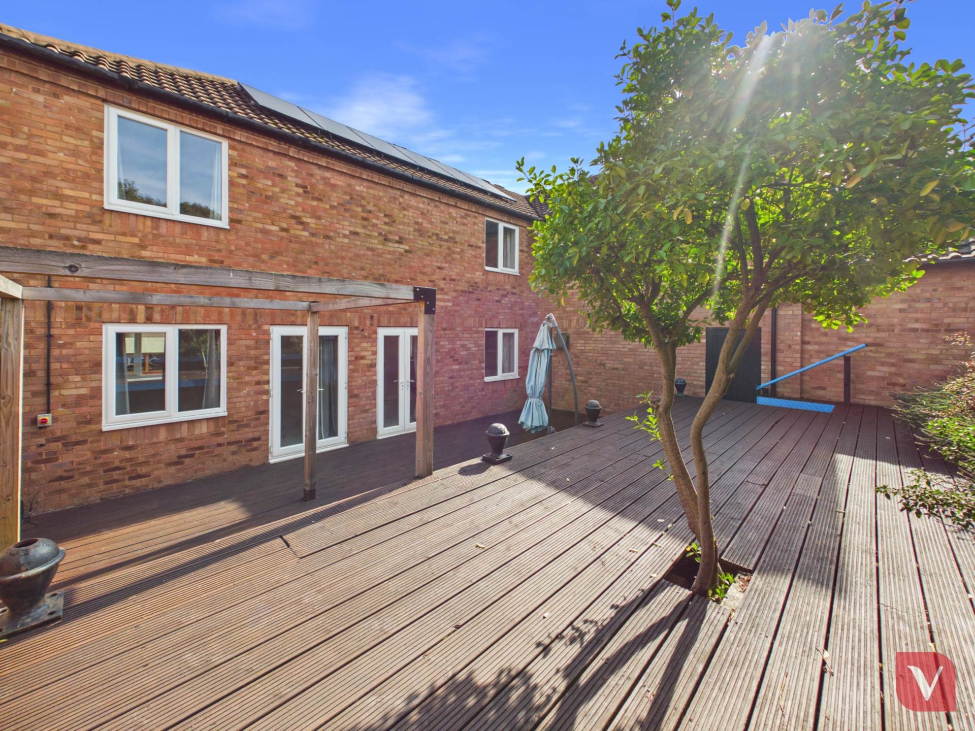 Brownbaker Court, Milton Keynes, Image 18
