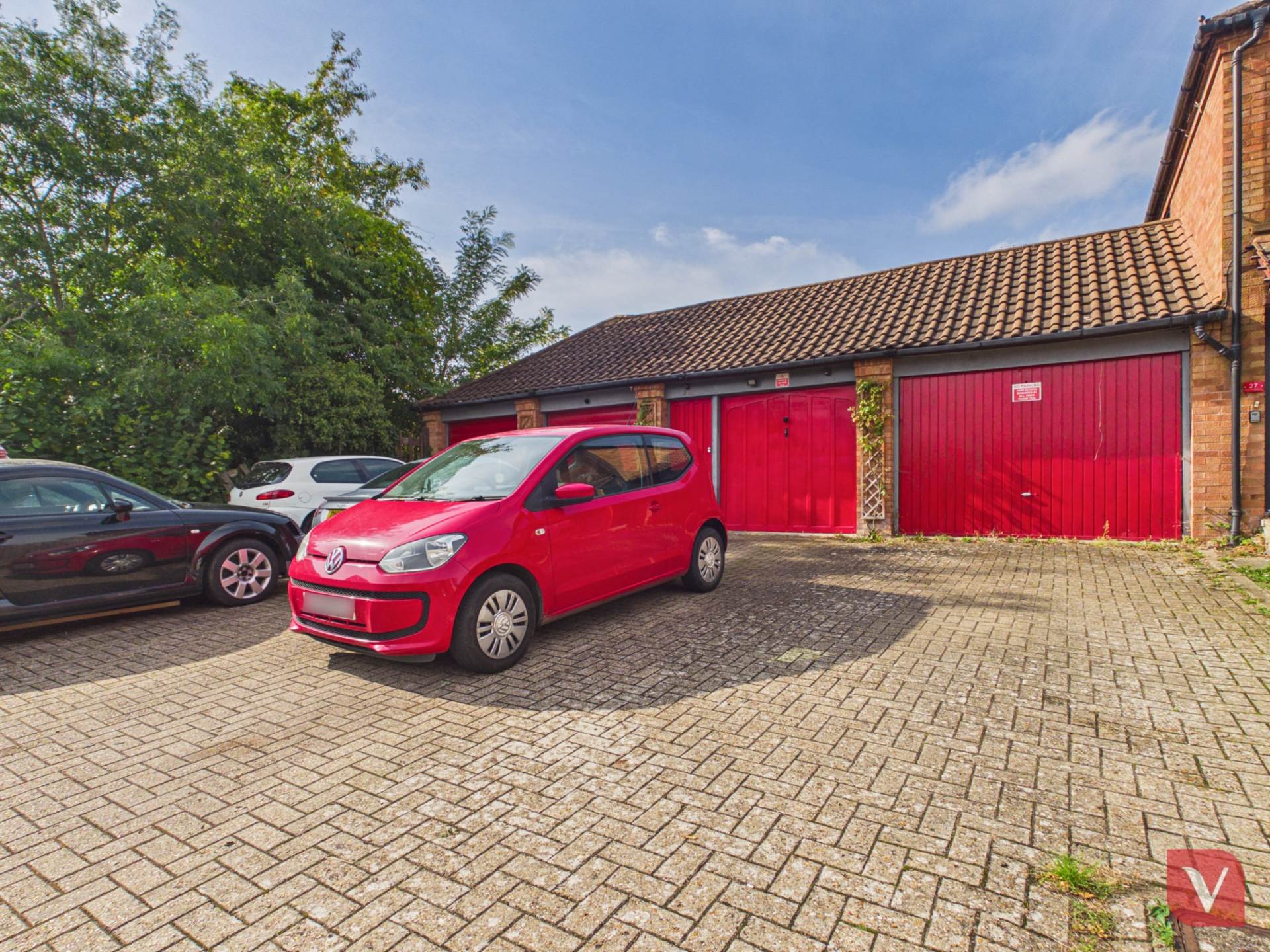 Brownbaker Court, Milton Keynes, Image 2