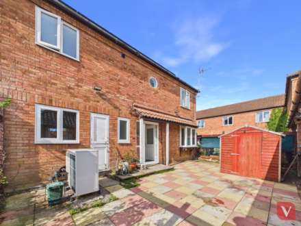 Property For Rent Brownbaker Court, Neath Hill, Milton Keynes